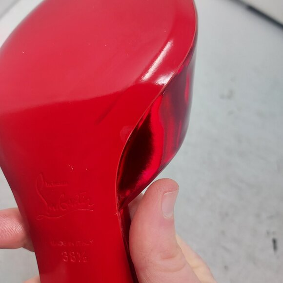 CHRISTIAN LOUBOUTIN Me Dolly Patent Leather Black Heel Sandal - Picture 11 of 16